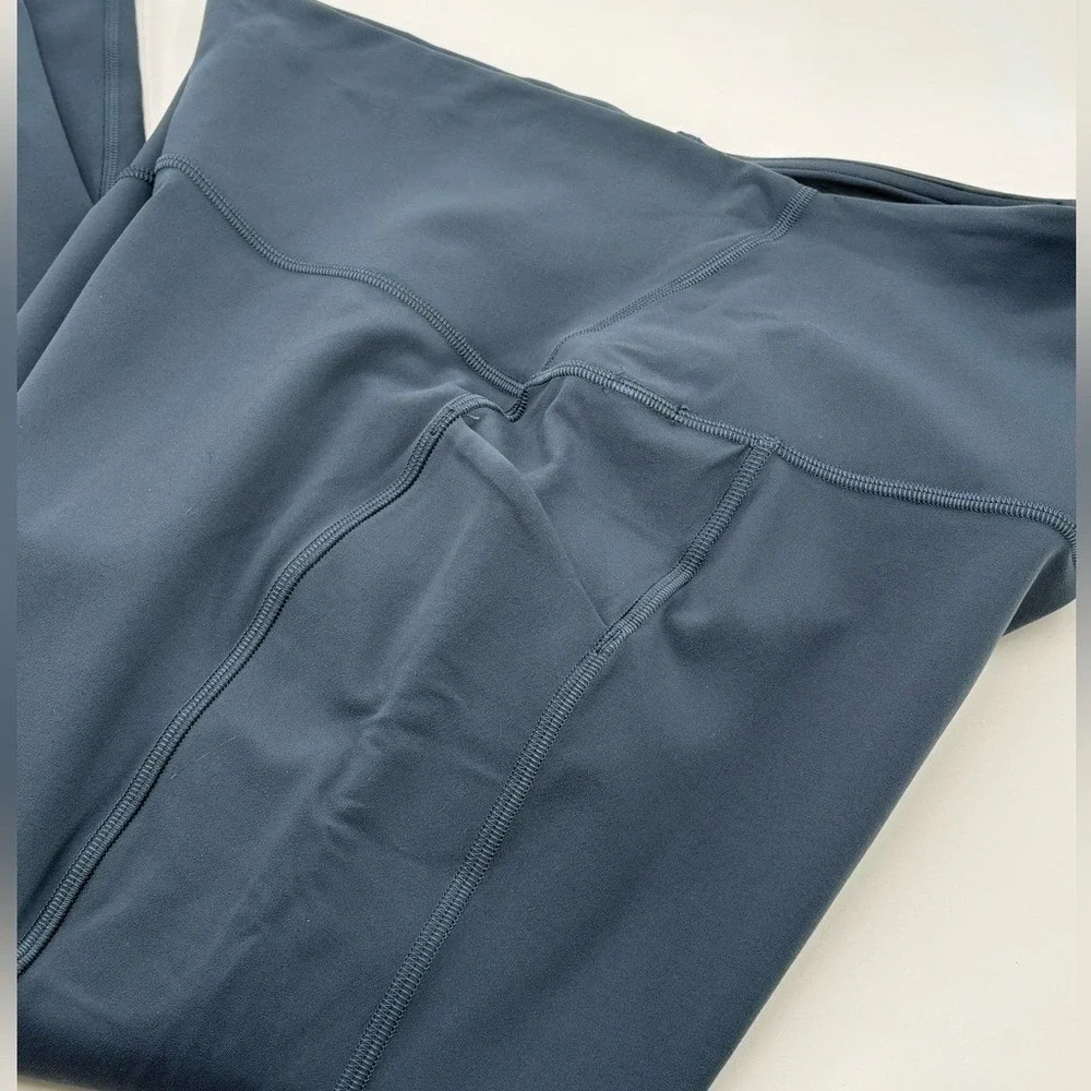 Lululemon Align High-Rise 25